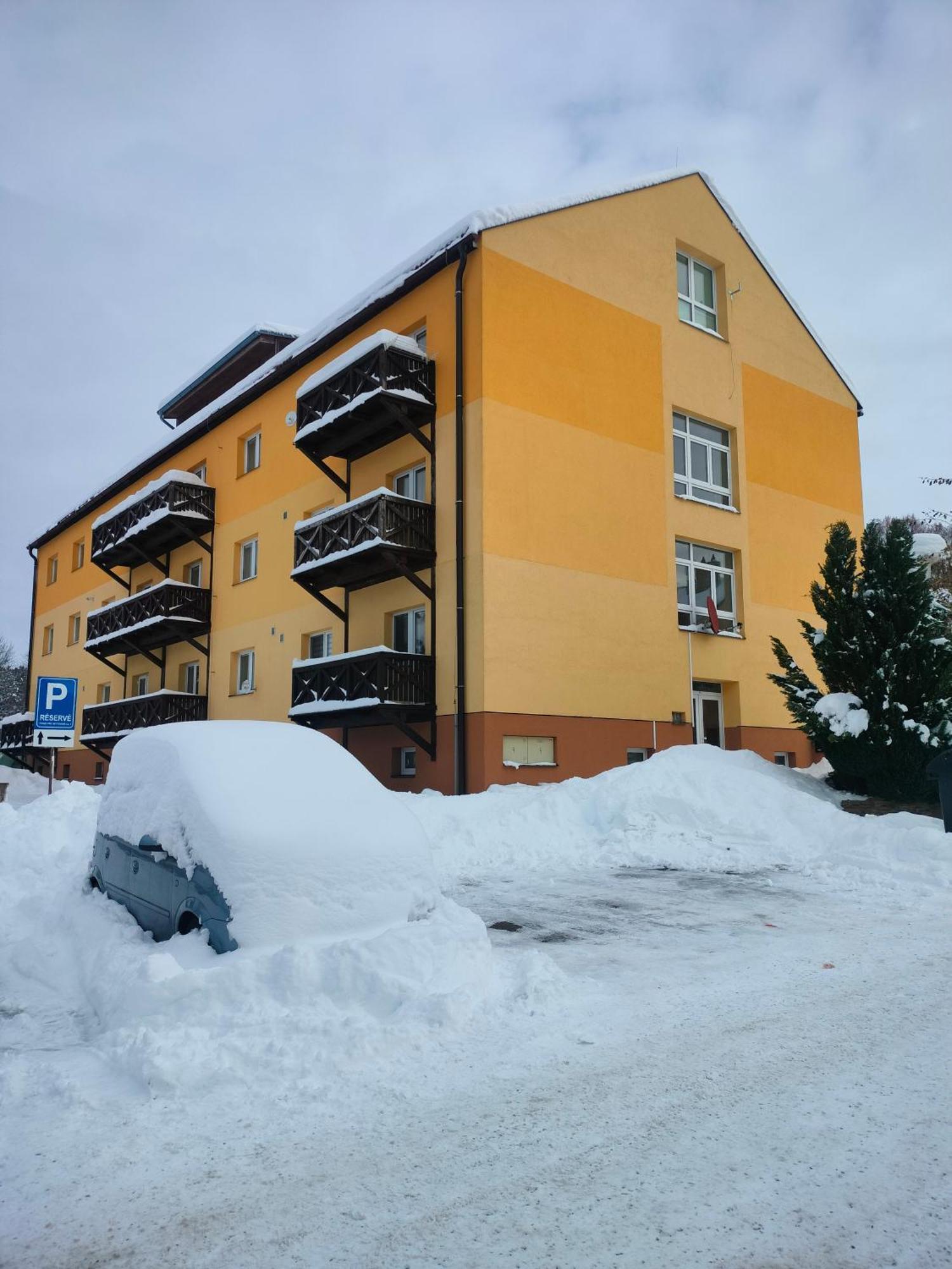 Apartman Aja - Lipno Nad Vltavou Eksteriør bilde